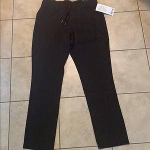 Lululemon On The Fly woven pant